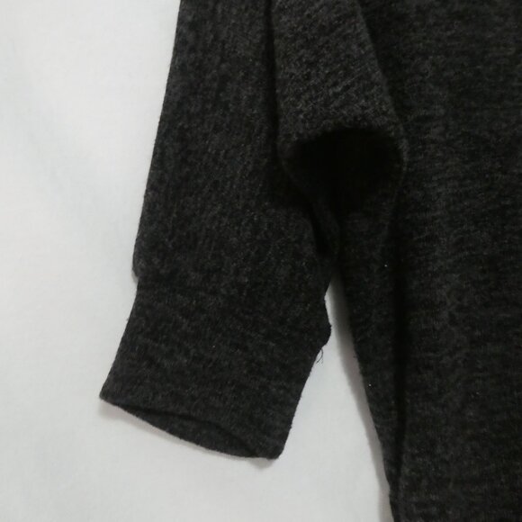 SEDUCTIONS | medium | Round Neckline Salt and Pepper Sweater | 3/4 Sleeves - Picture 6 of 15